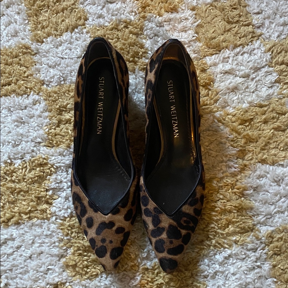 Stuart Weitzman EveryDay Calf Hair Leopard Print Block Heels - Picture 3 of 7